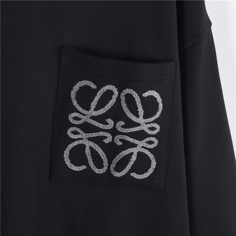 Loewe/罗意威 口袋logo提花圆领卫衣-莆田鞋,莆田鞋货源,高仿鞋,高仿鞋货源,安福档口,莆田高仿鞋,莆田鞋批发,高仿鞋批发,莆田高仿运动鞋,高仿运动鞋,莆田运动鞋 Loewe/罗意威 口袋logo提花圆领卫衣
