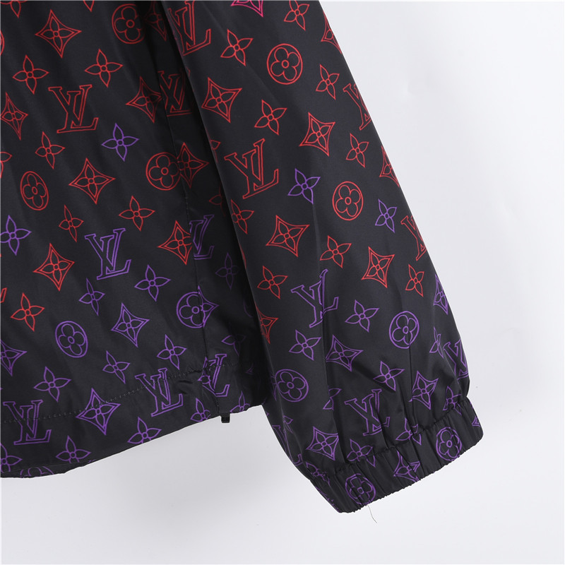 LouisVuitton/路易威登渐变老花连帽外套-High Quatity Cheap Brand wholesale wholesaler seller Clothes Bags handbags Sneakers Top Fashion Clothing Shoes from China Factory Chinese suppliers best Quality Beautiful Price LouisVuitton/路易威登渐变老花连帽外套