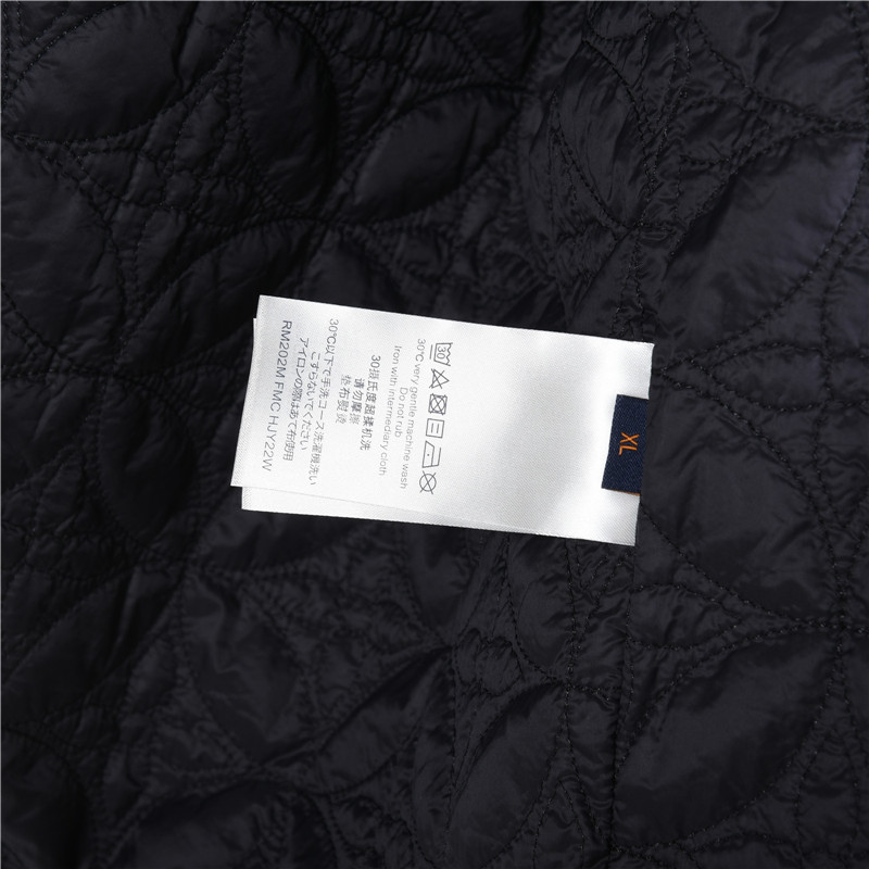 LouisVuitton/路易威登 25FW早秋加棉拼接连帽风衣外套-莆田鞋,莆田鞋货源,高仿鞋,高仿鞋货源,安福档口,莆田高仿鞋,莆田鞋批发,高仿鞋批发,莆田高仿运动鞋,高仿运动鞋,莆田运动鞋 LouisVuitton/路易威登 25FW早秋加棉拼接连帽风衣外套