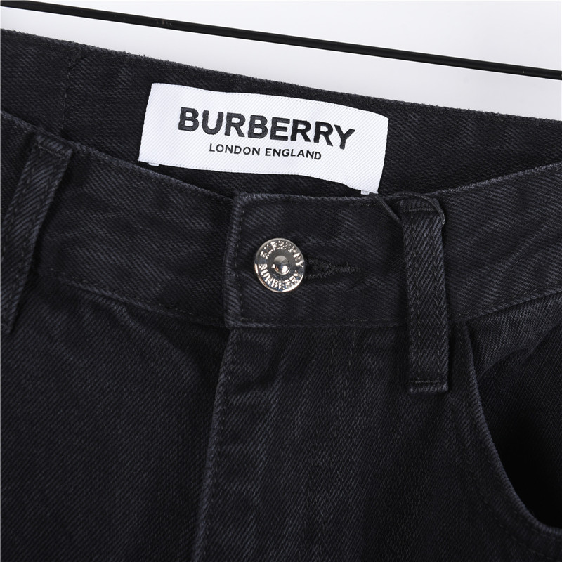Burberry/巴宝莉 25SS 后袋彩色刺绣战马牛仔长裤