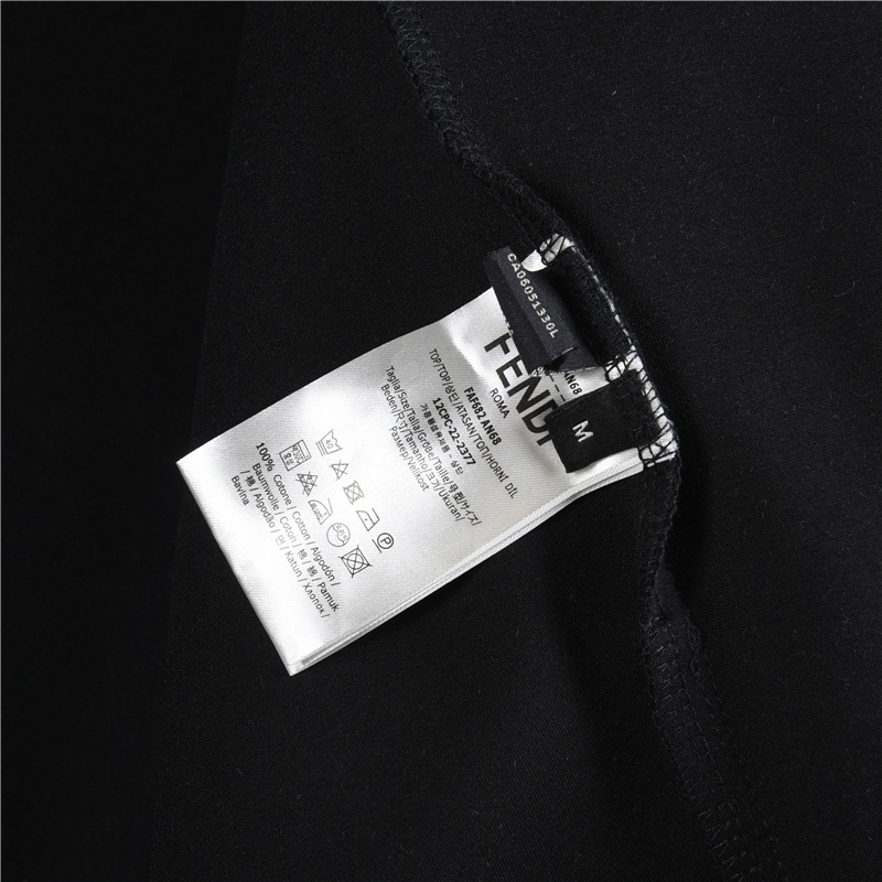 Fendi/芬迪 25FW手臂织带FF大标拉链外套