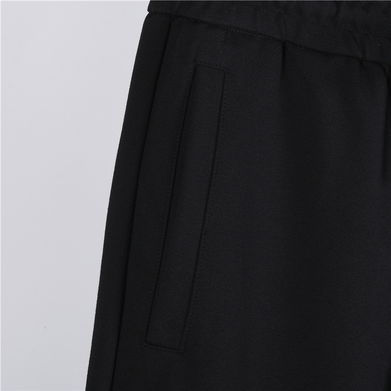Fendi/芬迪 25FW老佛爷皮标长裤 黑色