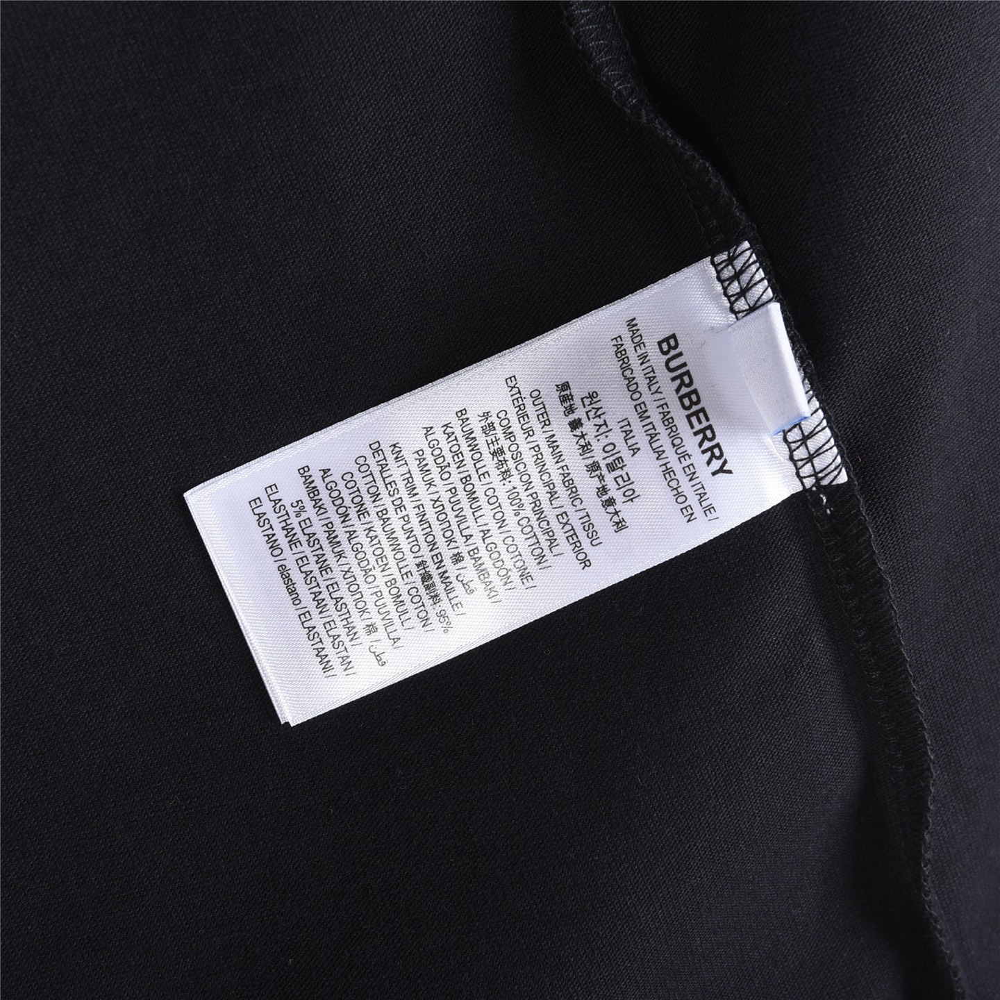 Burberry/巴宝莉 胸前签名后背爱心战马长袖 黑色 白色