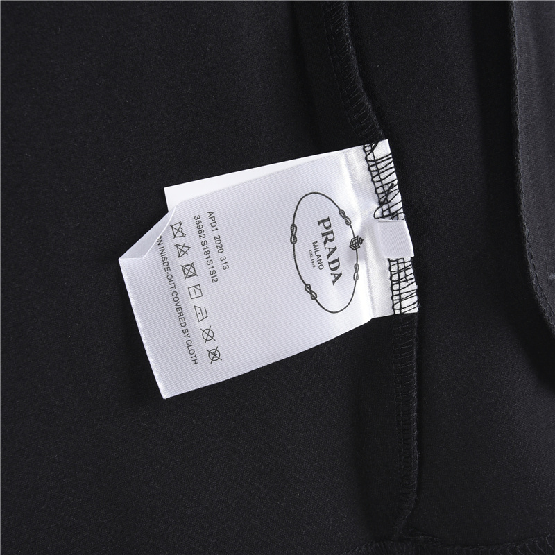 Prada/普拉达 25Fw锥形拉链口袋外套