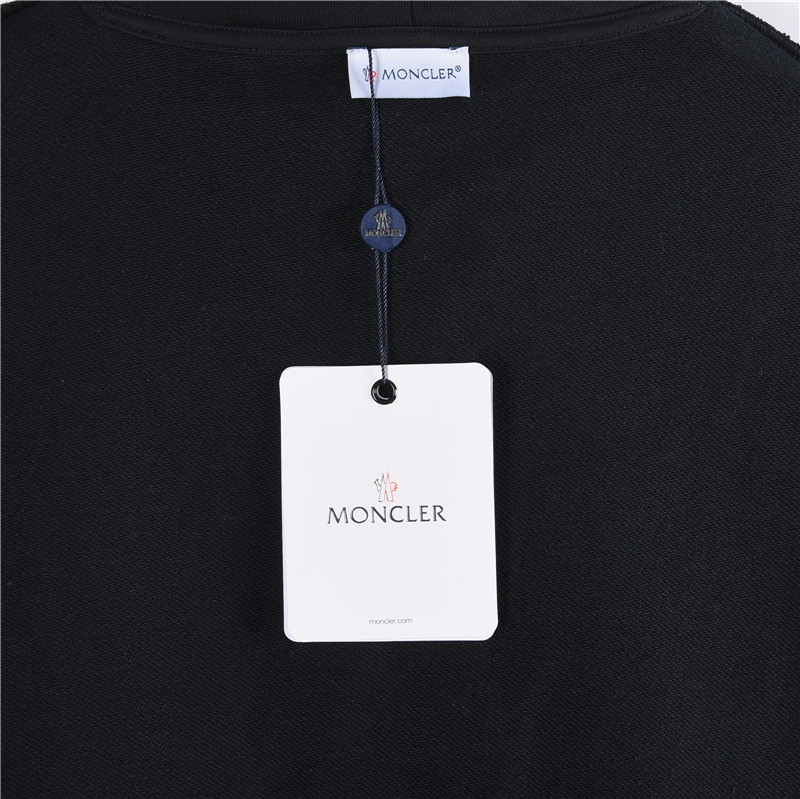 Moncler/蒙口 经典字母logo连帽卫衣-High Quatity Cheap Brand wholesale wholesaler seller Clothes Bags handbags Sneakers Top Fashion Clothing Shoes from China Factory Chinese suppliers best Quality Beautiful Price Moncler/蒙口 经典字母logo连帽卫衣