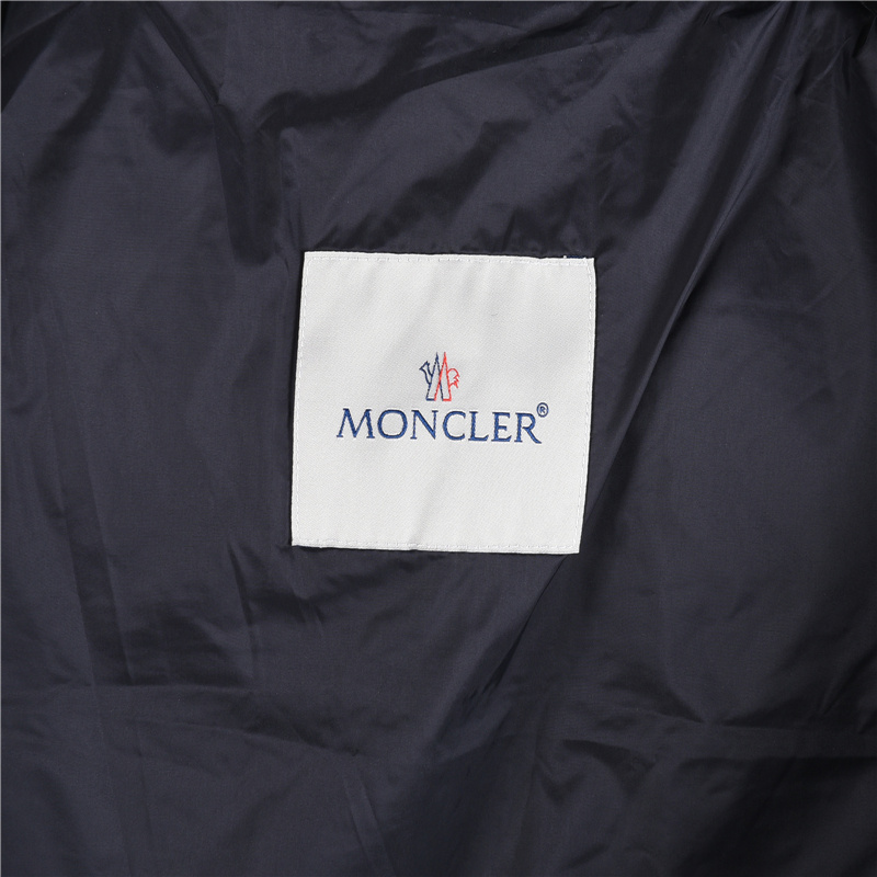 Moncler/蒙口 Mon Citala 简约立领大标羽绒服