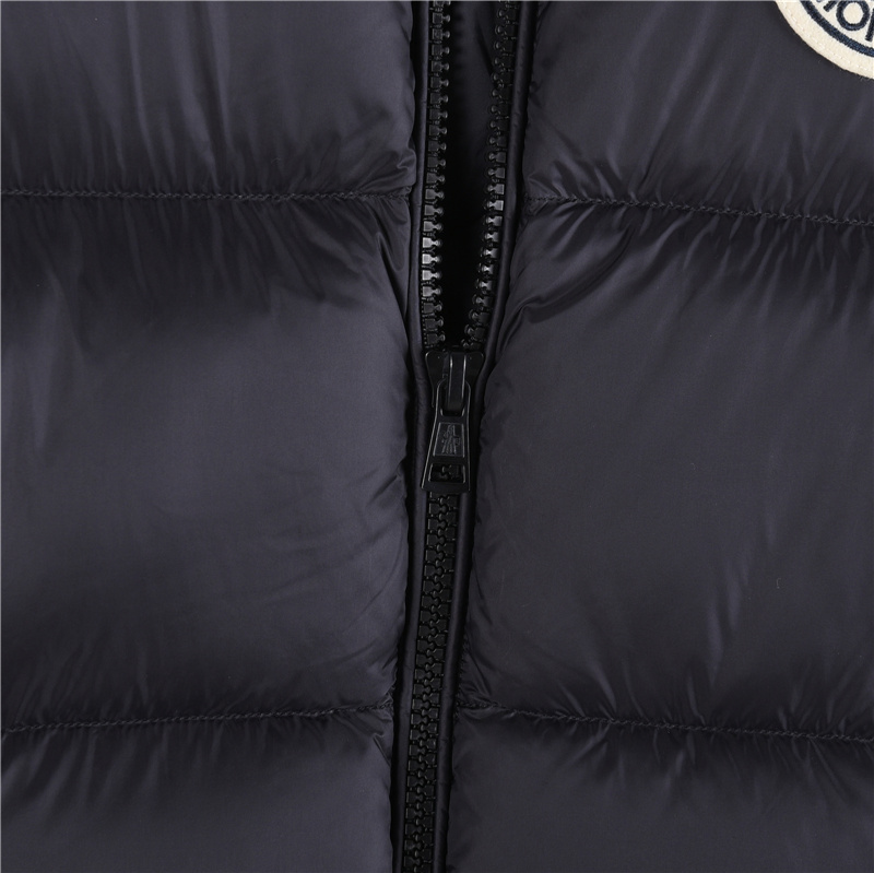 Moncler/蒙口 Mon Citala 简约立领大标羽绒服