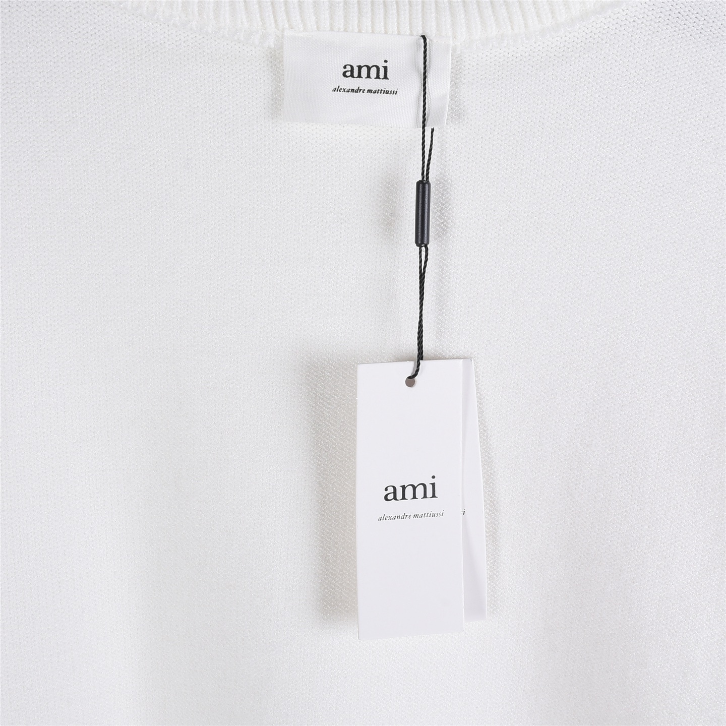 Ami/艾米 24Fw 刺绣爱心微标毛衣黑色 白色