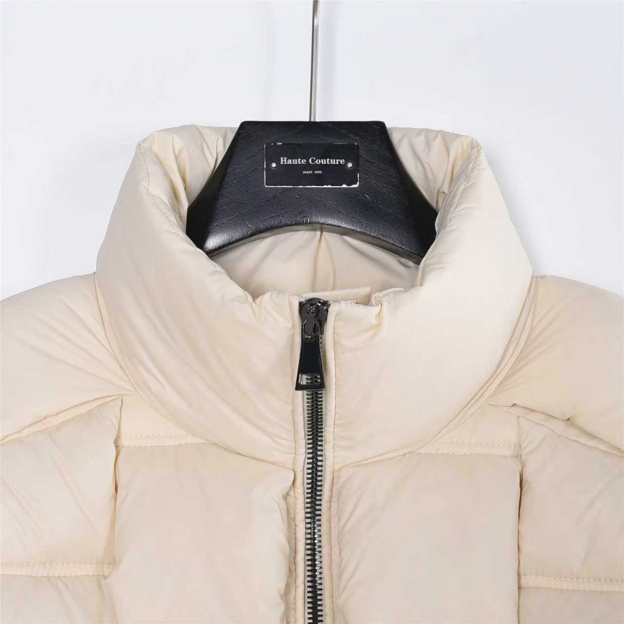 Moncler/蒙口 25Fw编织外套羽绒服 Moncler x Christopher Raxxy 明星同款 男女款3D绗缝拉链羽服 黑色 白色 绿色