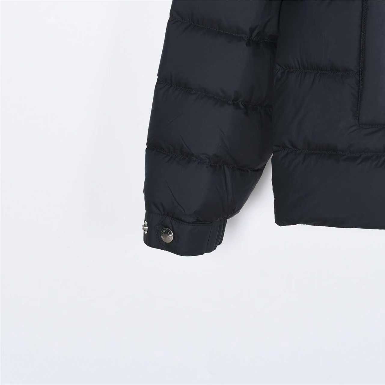 oncler/蒙口 25Fw新款黑标皮拉链立领羽绒服