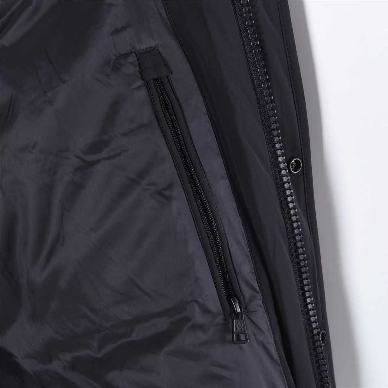 oncler/蒙口 25Fw胸前翻盖口袋翻领薄绒外套