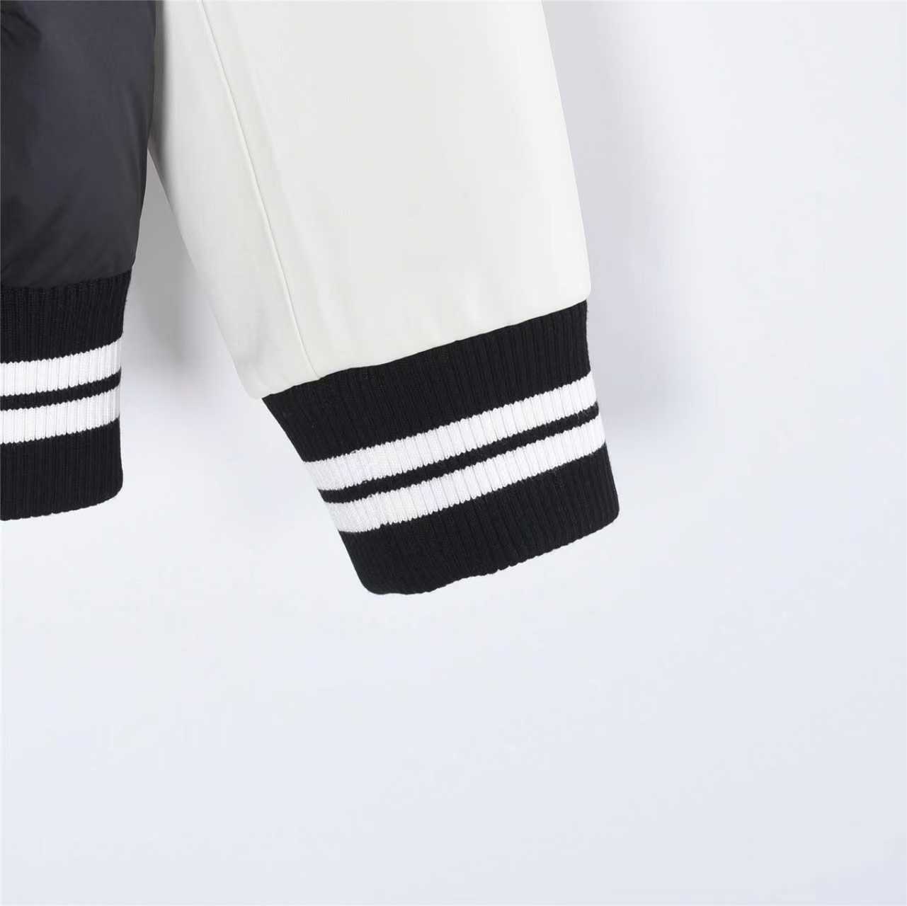 oncler/蒙口 25Fw皮袖拼接羽绒外套