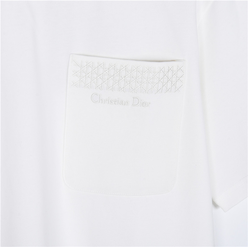 Dior/迪奥 16SS藤格纹刺绣字母口袋短袖T恤 黑色 白色-莆田鞋,莆田鞋货源,高仿鞋,高仿鞋货源,安福档口,莆田高仿鞋,莆田鞋批发,高仿鞋批发,莆田高仿运动鞋,高仿运动鞋,莆田运动鞋 Dior/迪奥 16SS藤格纹刺绣字母口袋短袖T恤 黑色 白色