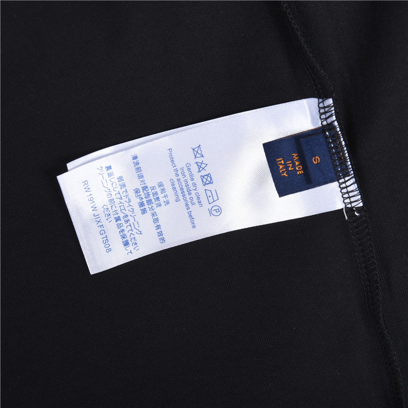 LouisVuitton 路易威登 刺绣小帆船短袖T恤-Chinese UA Cheap High Quatity Brand Clothes Bags handbags Sneakers wholesale wholesaler seller from China Factory suppliers Fashion Clothing Shoes best Quality Beautiful Price LouisVuitton 路易威登 刺绣小帆船短袖T恤