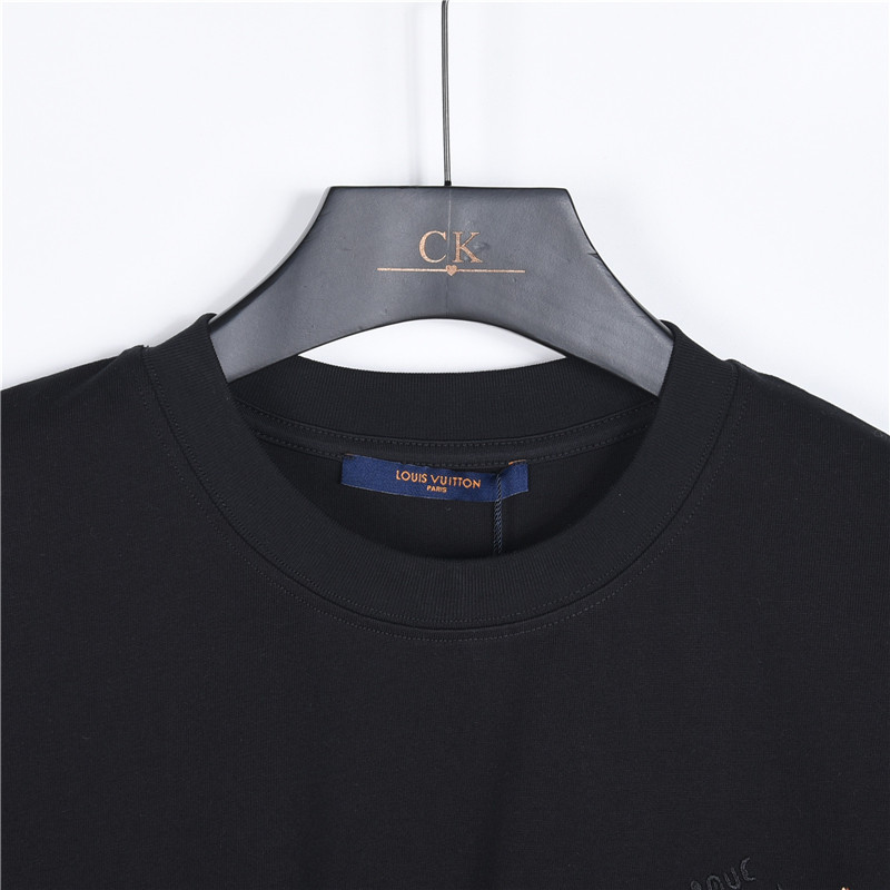 LouisVuitton 路易威登 刺绣小帆船短袖T恤-Chinese UA Cheap High Quatity Brand Clothes Bags handbags Sneakers wholesale wholesaler seller from China Factory suppliers Fashion Clothing Shoes best Quality Beautiful Price LouisVuitton 路易威登 刺绣小帆船短袖T恤