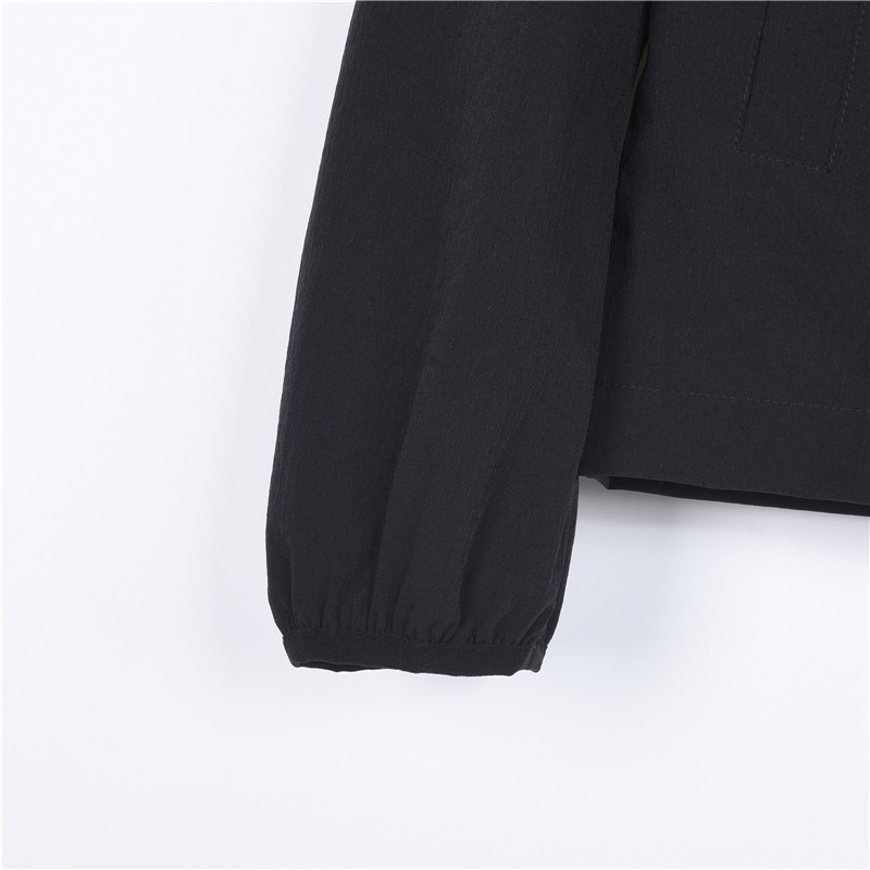 Moncler/蒙口 26SS经典手臂Logo翻领薄外套 Moncler/蒙口 26SS经典手臂Logo翻领薄外套