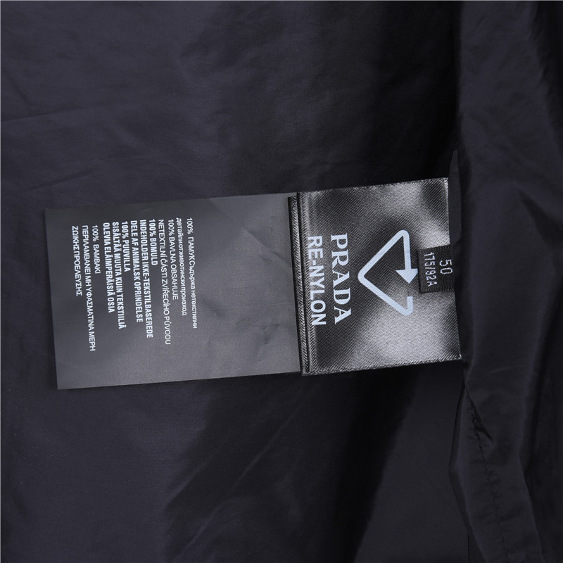 Prada/普拉达 26SSS胸口拉链口袋连帽薄外套 黑色 藏青-Chinese UA Cheap High Quatity Brand Clothes Bags handbags Sneakers wholesale wholesaler seller from China Factory suppliers Fashion Clothing Shoes best Quality Beautiful Price Prada/普拉达 26SSS胸口拉链口袋连帽薄外套 黑色 藏青