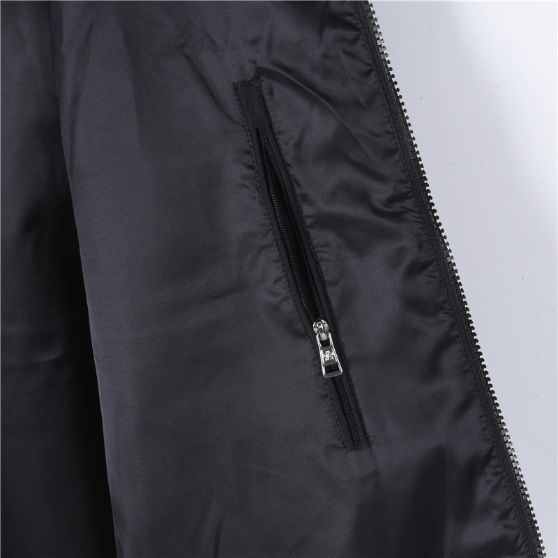 Moncler/蒙口 26SSS手臂口袋轻奢休闲风连帽薄外套 黑色 绿色-莆田鞋,莆田鞋货源,高仿鞋,高仿鞋货源,安福档口,莆田高仿鞋,莆田鞋批发,高仿鞋批发,莆田高仿运动鞋,高仿运动鞋,莆田运动鞋 Moncler/蒙口 26SSS手臂口袋轻奢休闲风连帽薄外套 黑色 绿色