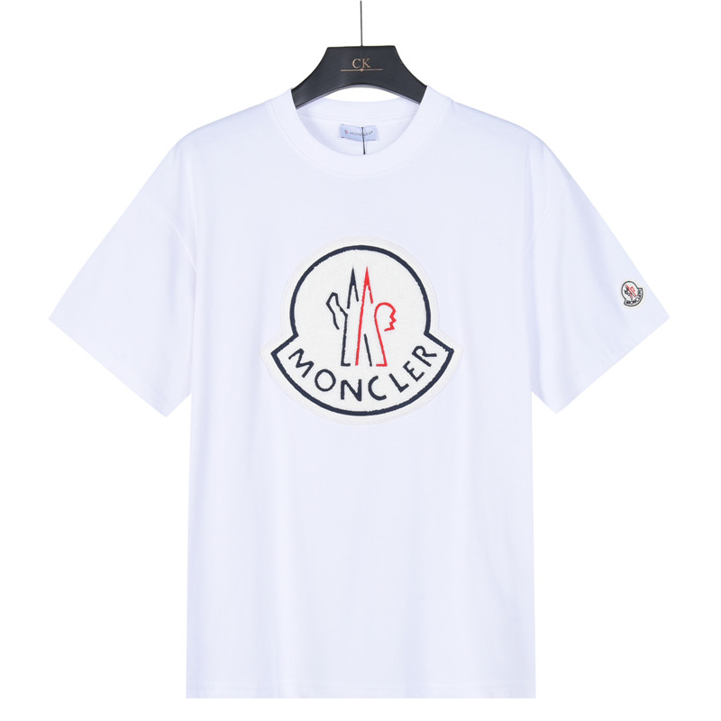 Moncler/蒙口 胸前毛巾绣大logo短袖 黑色 白色