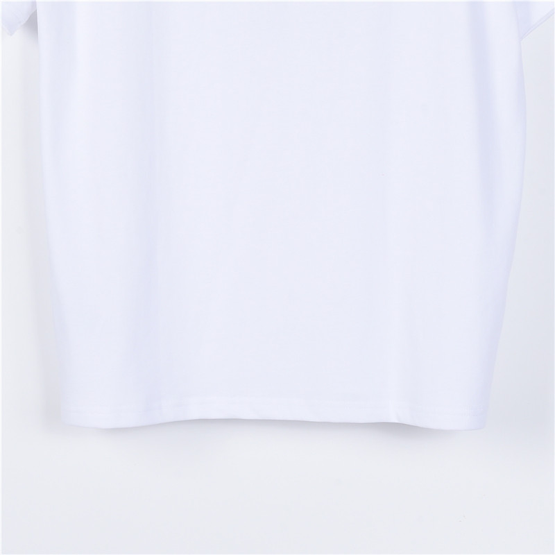 Moncler/蒙口 胸前毛巾绣大logo短袖 黑色 白色