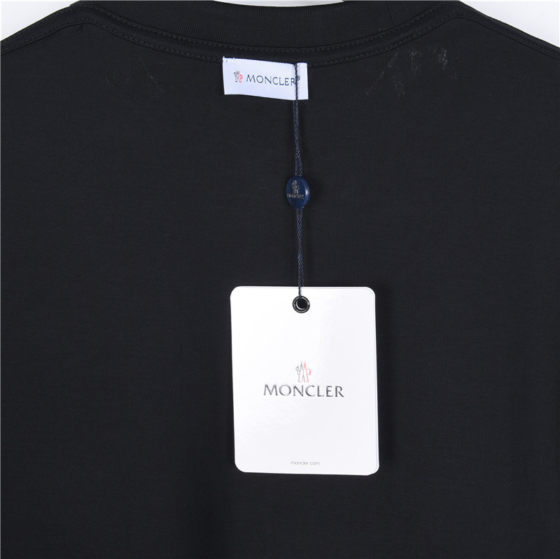 Moncle/蒙口 胸前大LOGO短袖 黑色 白色-Chinese UA Cheap High Quatity Brand Clothes Bags handbags Sneakers wholesale wholesaler seller from China Factory suppliers Fashion Clothing Shoes best Quality Beautiful Price Moncle/蒙口 胸前大LOGO短袖 黑色 白色