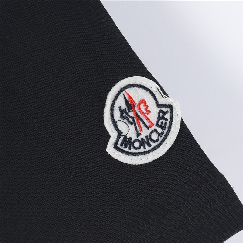 Moncle/蒙口 胸前大LOGO短袖 黑色 白色-Chinese UA Cheap High Quatity Brand Clothes Bags handbags Sneakers wholesale wholesaler seller from China Factory suppliers Fashion Clothing Shoes best Quality Beautiful Price Moncle/蒙口 胸前大LOGO短袖 黑色 白色