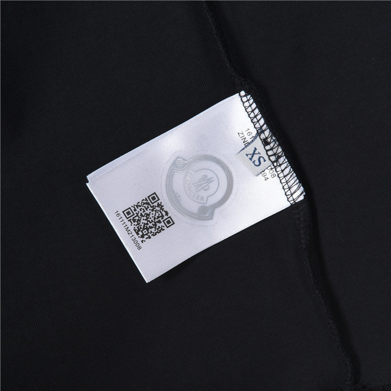 Moncle/蒙口 胸前大LOGO短袖 黑色 白色-Chinese UA Cheap High Quatity Brand Clothes Bags handbags Sneakers wholesale wholesaler seller from China Factory suppliers Fashion Clothing Shoes best Quality Beautiful Price Moncle/蒙口 胸前大LOGO短袖 黑色 白色