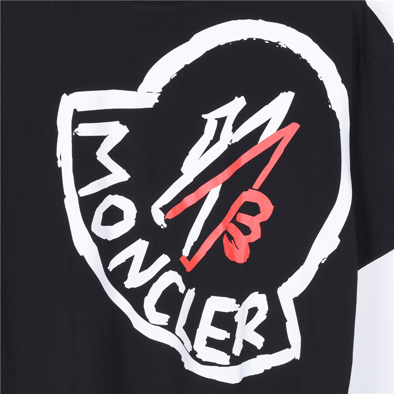 Moncle/蒙口 胸前大LOGO短袖 黑色 白色-Chinese UA Cheap High Quatity Brand Clothes Bags handbags Sneakers wholesale wholesaler seller from China Factory suppliers Fashion Clothing Shoes best Quality Beautiful Price Moncle/蒙口 胸前大LOGO短袖 黑色 白色