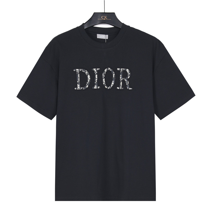 Dior/迪奥 老花CD字母贴布短袖 黑色 白色-莆田鞋,莆田鞋货源,高仿鞋,高仿鞋货源,安福档口,莆田高仿鞋,莆田鞋批发,高仿鞋批发,莆田高仿运动鞋,高仿运动鞋,莆田运动鞋 Dior/迪奥 老花CD字母贴布短袖 黑色 白色