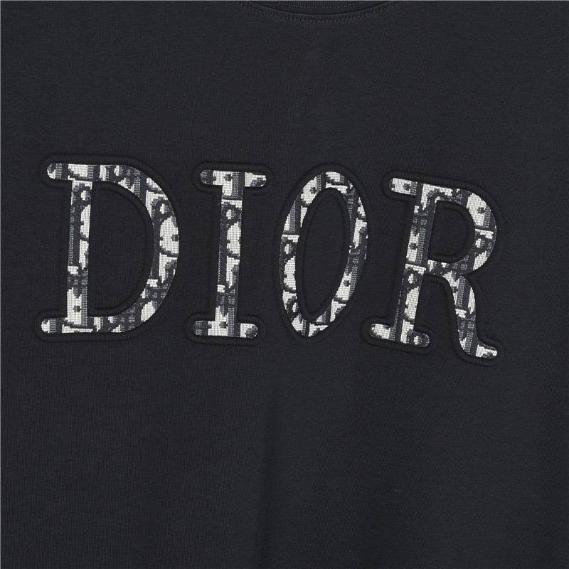 Dior/迪奥 老花CD字母贴布短袖 黑色 白色-莆田鞋,莆田鞋货源,高仿鞋,高仿鞋货源,安福档口,莆田高仿鞋,莆田鞋批发,高仿鞋批发,莆田高仿运动鞋,高仿运动鞋,莆田运动鞋 Dior/迪奥 老花CD字母贴布短袖 黑色 白色
