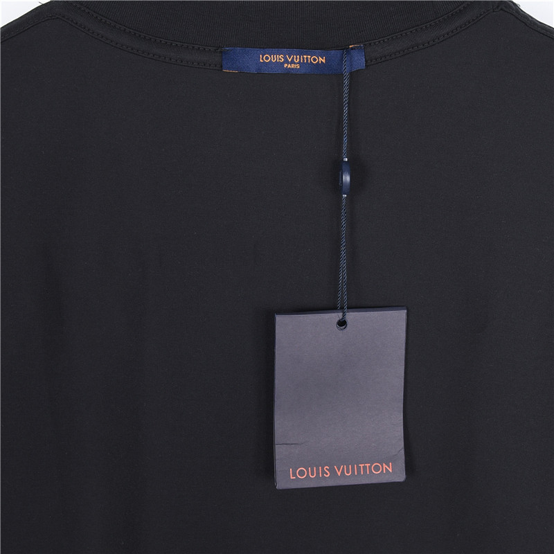 LouisVuitton/路易威登 胸前圆形字母老花logo发泡短袖