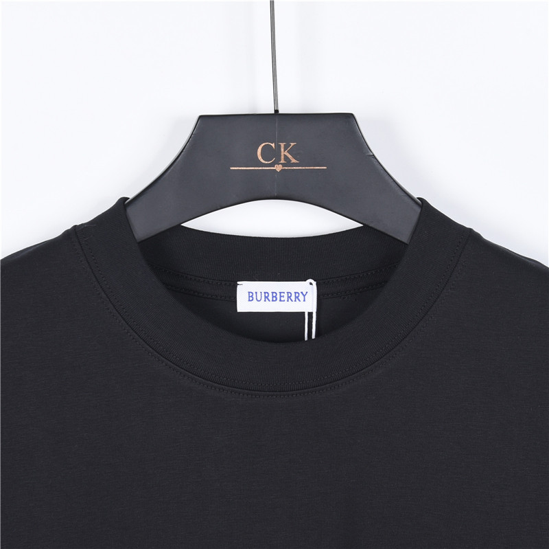 Burberry/巴宝莉 基础刺绣字母圈B短袖 黑色 白色-莆田鞋,莆田鞋货源,高仿鞋,高仿鞋货源,安福档口,莆田高仿鞋,莆田鞋批发,高仿鞋批发,莆田高仿运动鞋,高仿运动鞋,莆田运动鞋 Burberry/巴宝莉 基础刺绣字母圈B短袖 黑色 白色