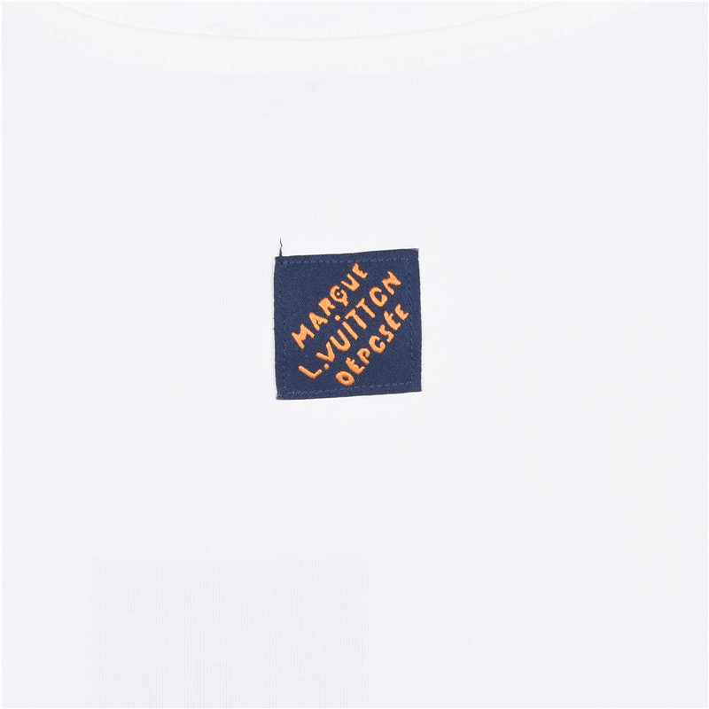 LouisVuitton/路易威登刺绣草写字母签名短袖T恤 白色 黑色-Chinese UA Cheap High Quatity Brand Clothes Bags handbags Sneakers wholesale wholesaler seller from China Factory suppliers Fashion Clothing Shoes best Quality Beautiful Price LouisVuitton/路易威登刺绣草写字母签名短袖T恤 白色 黑色