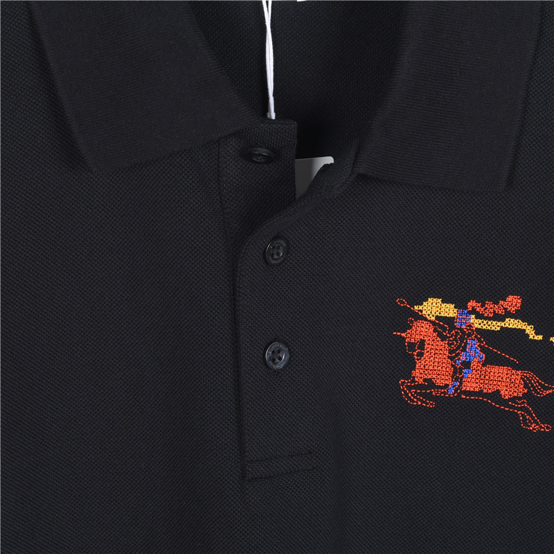 Burberry/巴宝莉 26SS刺绣炫彩骑士战马短袖Polo衫-莆田鞋,莆田鞋货源,高仿鞋,高仿鞋货源,安福档口,莆田高仿鞋,莆田鞋批发,高仿鞋批发,莆田高仿运动鞋,高仿运动鞋,莆田运动鞋 Burberry/巴宝莉 26SS刺绣炫彩骑士战马短袖Polo衫