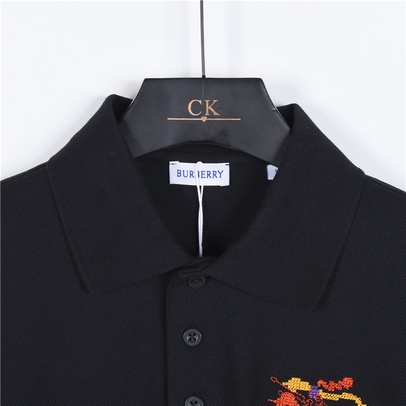Burberry/巴宝莉 26SS刺绣炫彩骑士战马短袖Polo衫-莆田鞋,莆田鞋货源,高仿鞋,高仿鞋货源,安福档口,莆田高仿鞋,莆田鞋批发,高仿鞋批发,莆田高仿运动鞋,高仿运动鞋,莆田运动鞋 Burberry/巴宝莉 26SS刺绣炫彩骑士战马短袖Polo衫