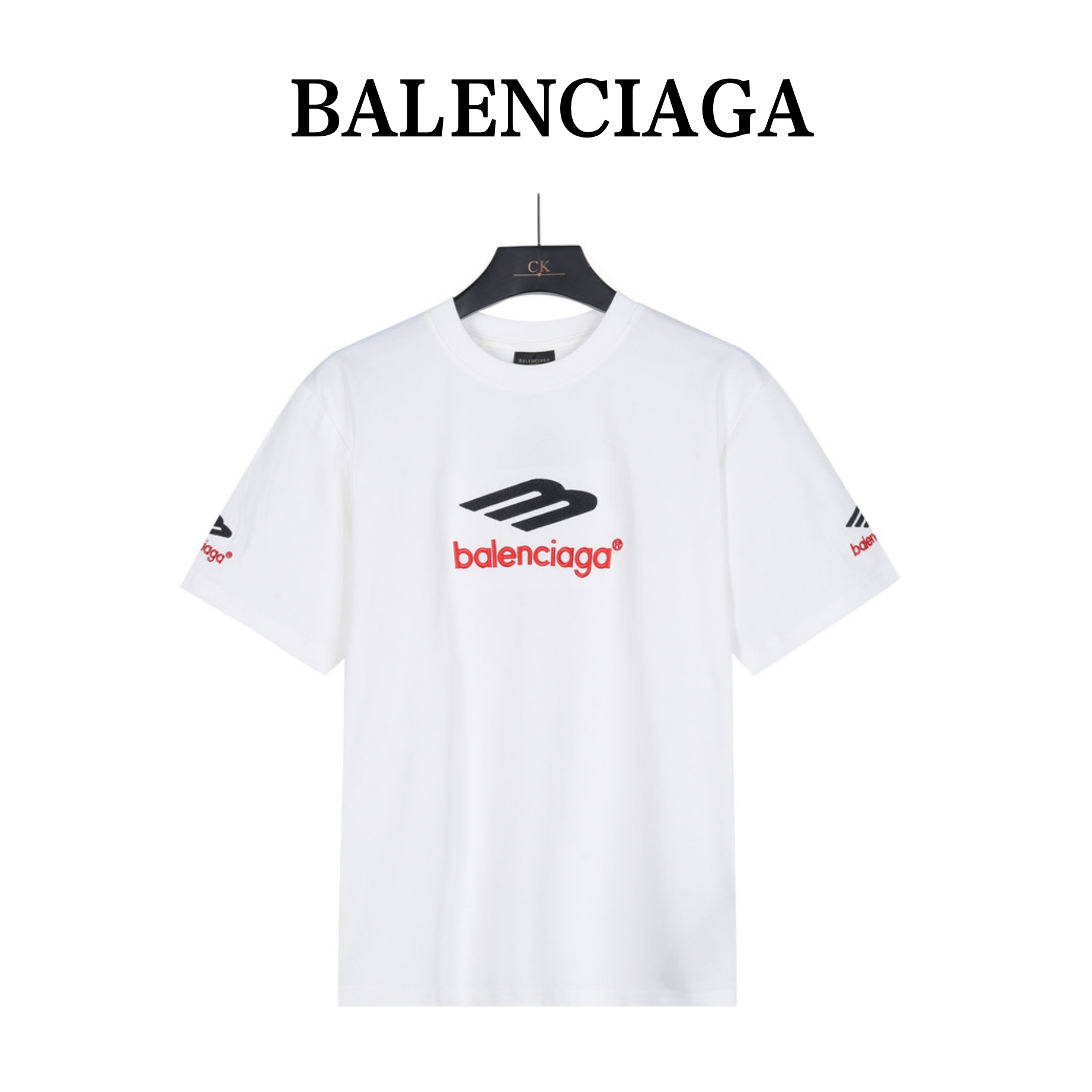 (支持放店) Balenciaga/巴黎世家 3M刺绣字母短袖T恤 顶级版本,区分市面通货.男女同款全新美学灵感趣味设计,渠道性质精品.让整体造型设计更加优雅时尚,今夏最火系列,无数明星潮人追捧.裁剪工艺细节处理工整为玩味时尚增添色彩!工整细致,合身的版型构造更是独具匠心,上身不仅有着出彩的辨识度更是减龄青春.一款穿着意义还有穿搭性能都很极致的款式,绚丽的色系调配,此款的工艺必然也是极致非凡,上身的舒适度绝对足够的强大,也是奢品本质的一种彰显!柔软轻薄,触感更是极端撩人,透气性能十分之强大,尤为适合春夏季节的穿搭所需,妥妥的穿着享受,并且各处的细节以及织带的工艺都是尽善尽美,更显高级感! 颜色:黑色、白色