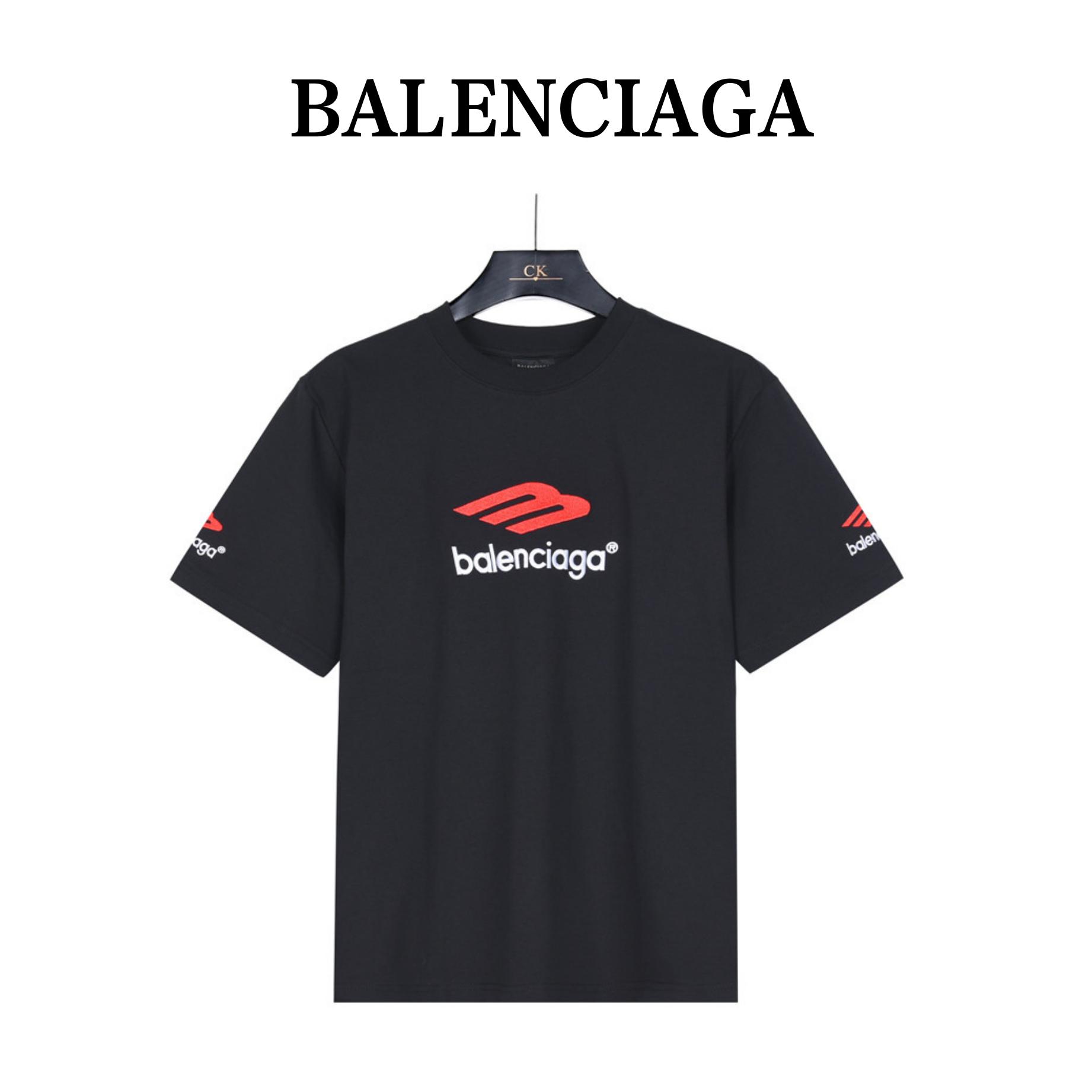 (支持放店) Balenciaga/巴黎世家 3M刺绣字母短袖T恤 顶级版本,区分市面通货.男女同款全新美学灵感趣味设计,渠道性质精品.让整体造型设计更加优雅时尚,今夏最火系列,无数明星潮人追捧.裁剪工艺细节处理工整为玩味时尚增添色彩!工整细致,合身的版型构造更是独具匠心,上身不仅有着出彩的辨识度更是减龄青春.一款穿着意义还有穿搭性能都很极致的款式,绚丽的色系调配,此款的工艺必然也是极致非凡,上身的舒适度绝对足够的强大,也是奢品本质的一种彰显!柔软轻薄,触感更是极端撩人,透气性能十分之强大,尤为适合春夏季节的穿搭所需,妥妥的穿着享受,并且各处的细节以及织带的工艺都是尽善尽美,更显高级感! 颜色:黑色、白色