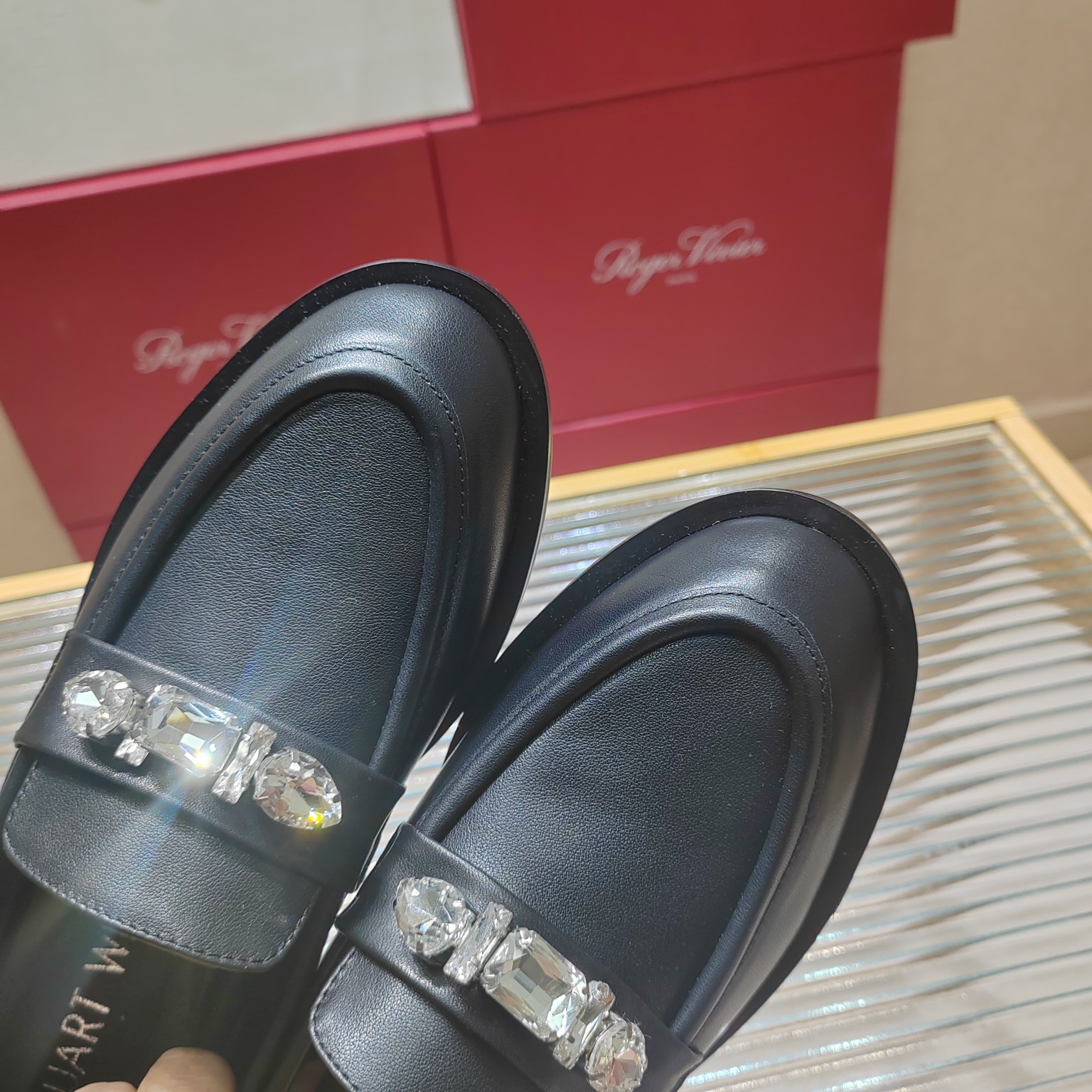 Tod’s 2024 Classic Diamond Mokassin Shoe: Comfortable and Stylish Spring Footwear - 图片 5