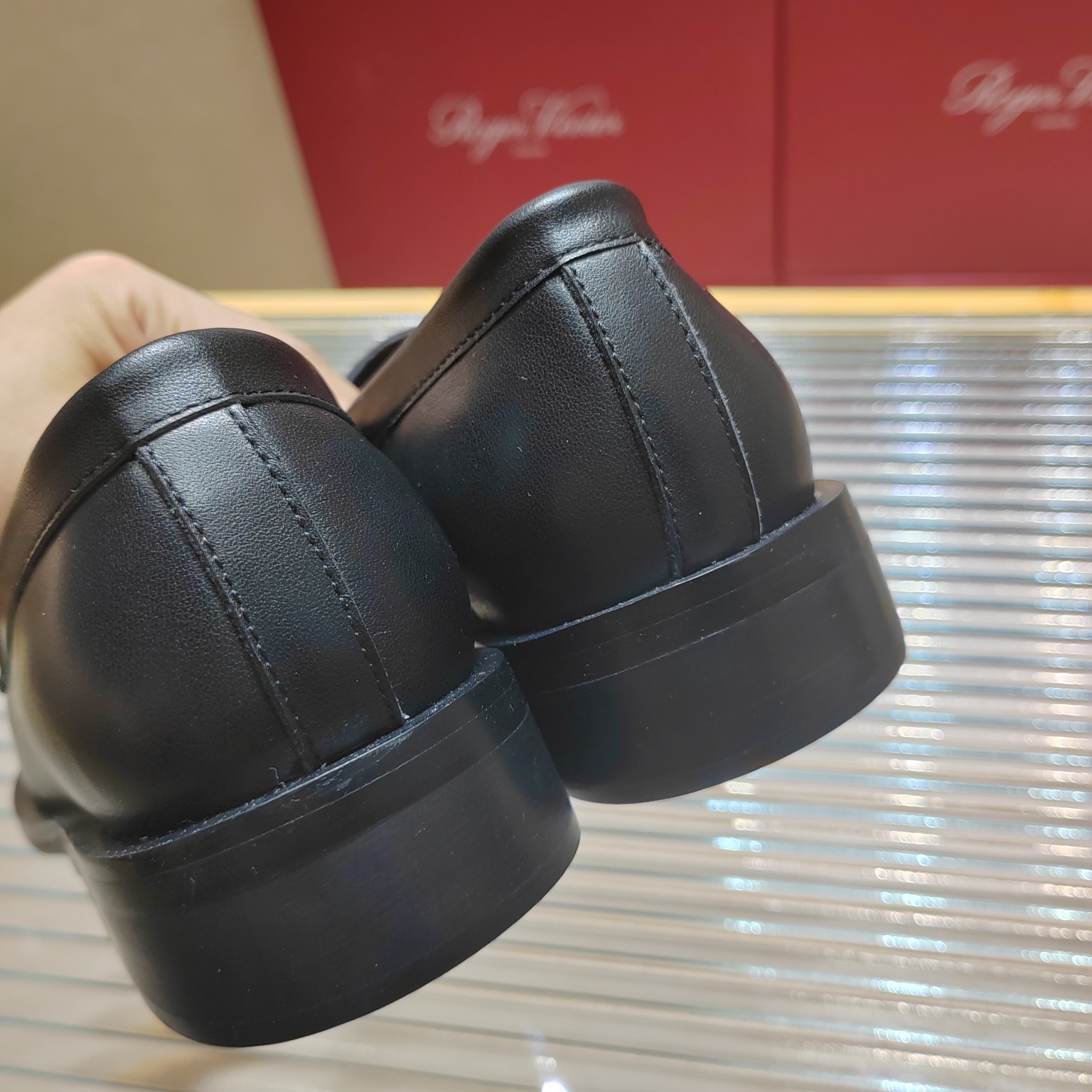 Tod’s 2024 Classic Diamond Mokassin Shoe: Comfortable and Stylish Spring Footwear - 图片 7