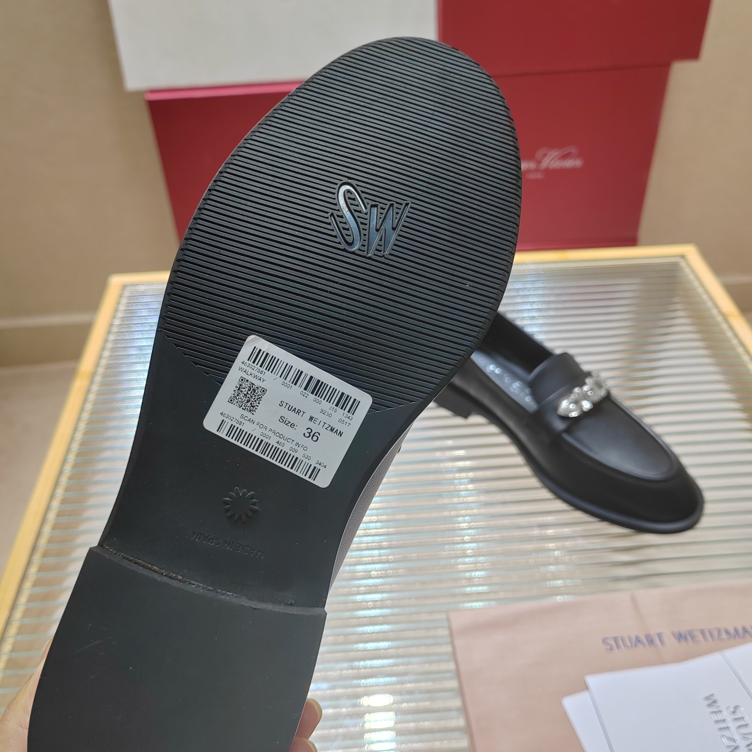 Tod’s 2024 Classic Diamond Mokassin Shoe: Comfortable and Stylish Spring Footwear - 图片 8