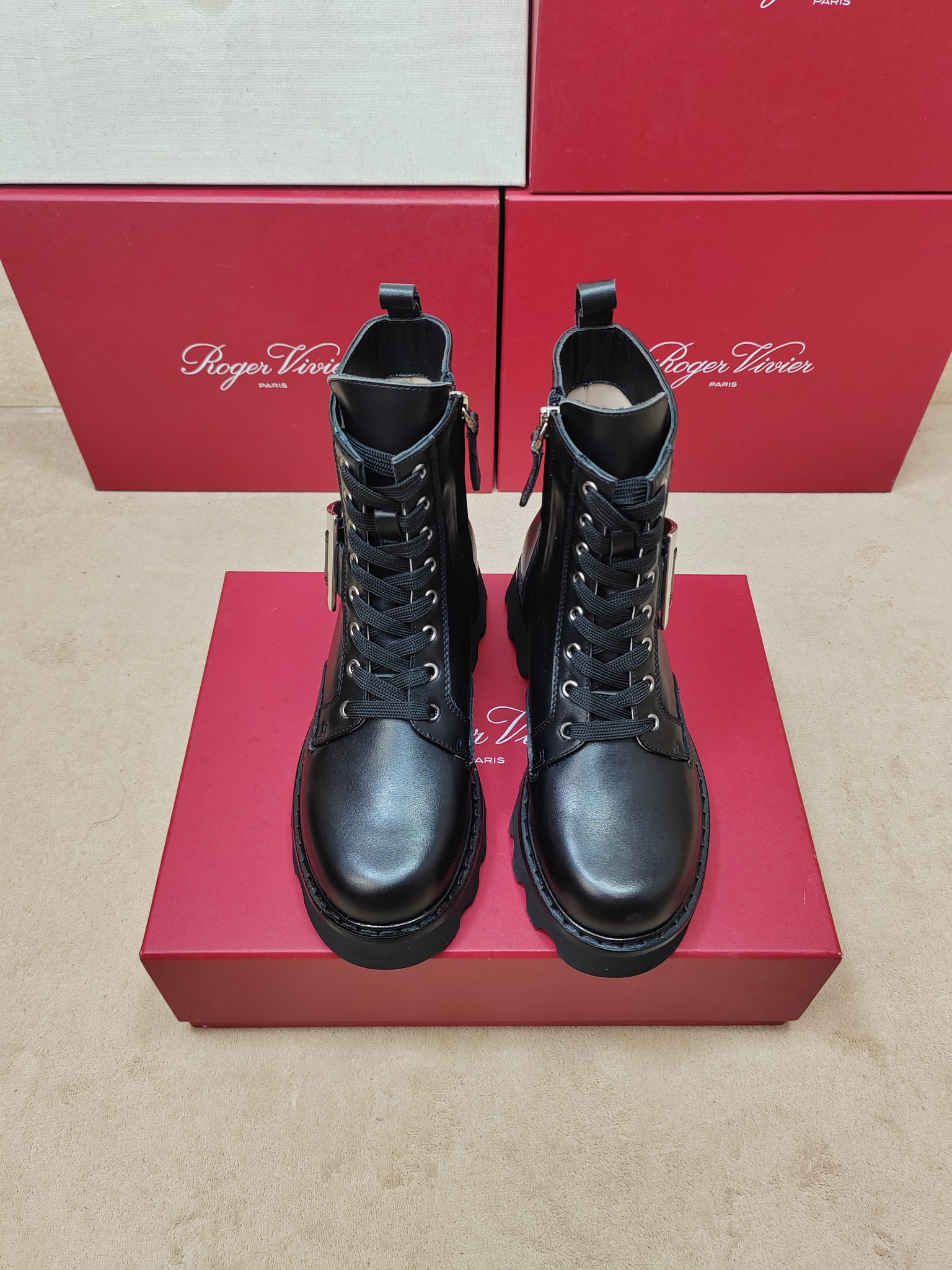 Roger Vivier Viv Run Chelsea Boot with Crystal Buckle 3 a1757018192813 2758
