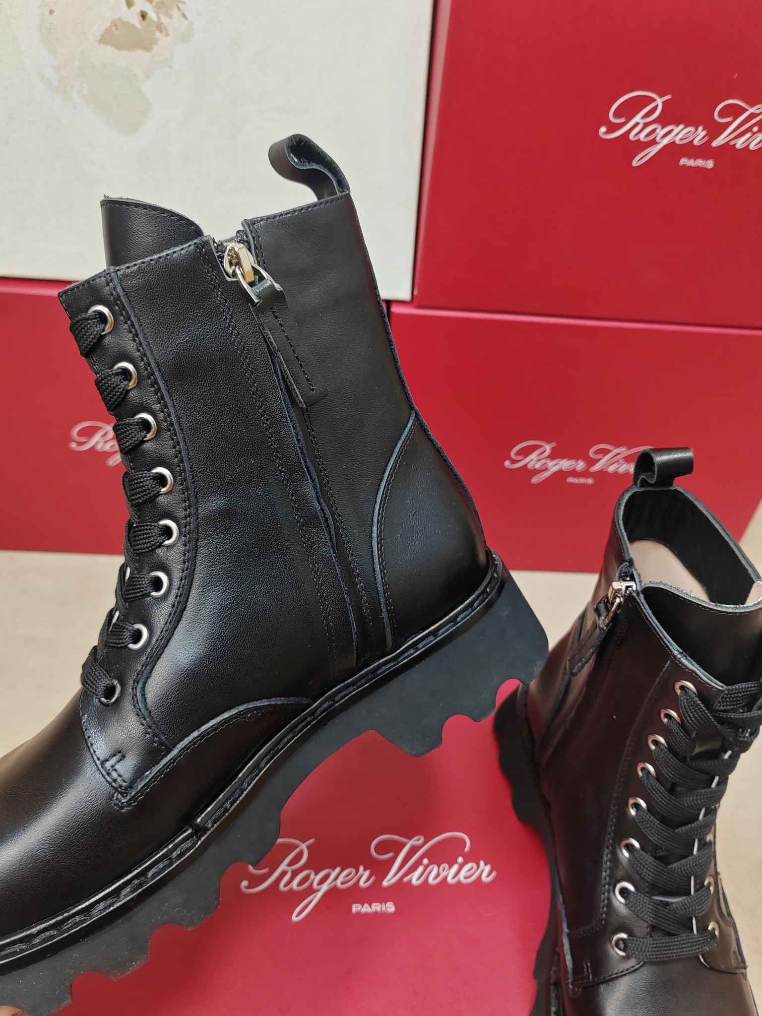 Roger Vivier Viv Run Chelsea Boot with Crystal Buckle 8 a1757018194639 2868