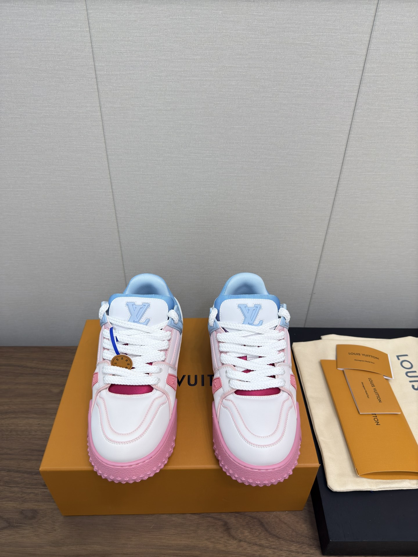 NO:477509,Louis*Vuitto* LV Traine catwalk style 'Skateboard Shoes Series' Fat Ding Series Craft production models, casual shoes/sports shoes, louis vuitton, louis vuitton, sneakers19860909Louis*Vuitto* LV Traine 走秀款 《滑板鞋系列》  胖丁 系列 工艺制作款,休闲鞋/运动鞋,louis vuitton,louis vuitton,sneakers,Women's Shoes