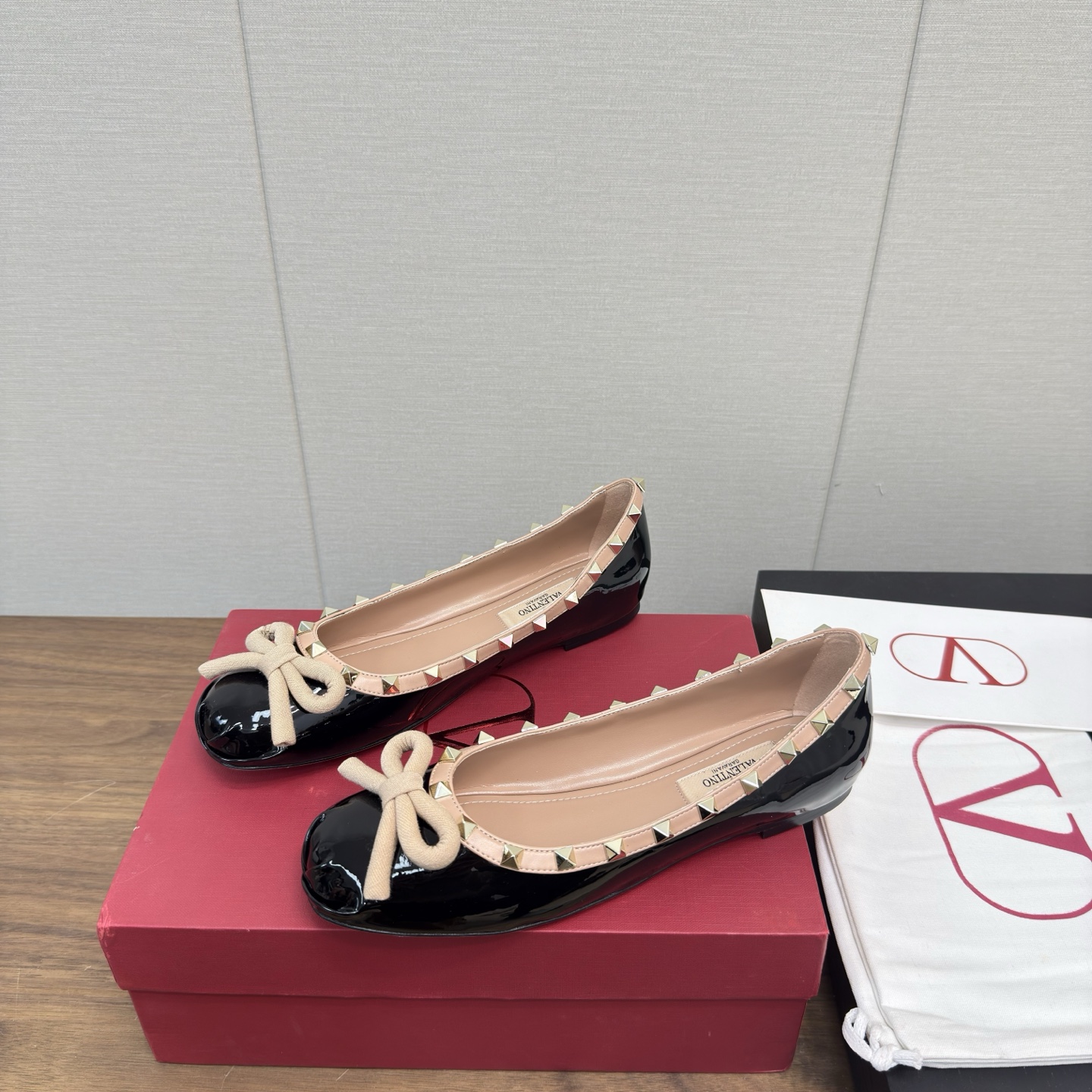 [Valentino Women