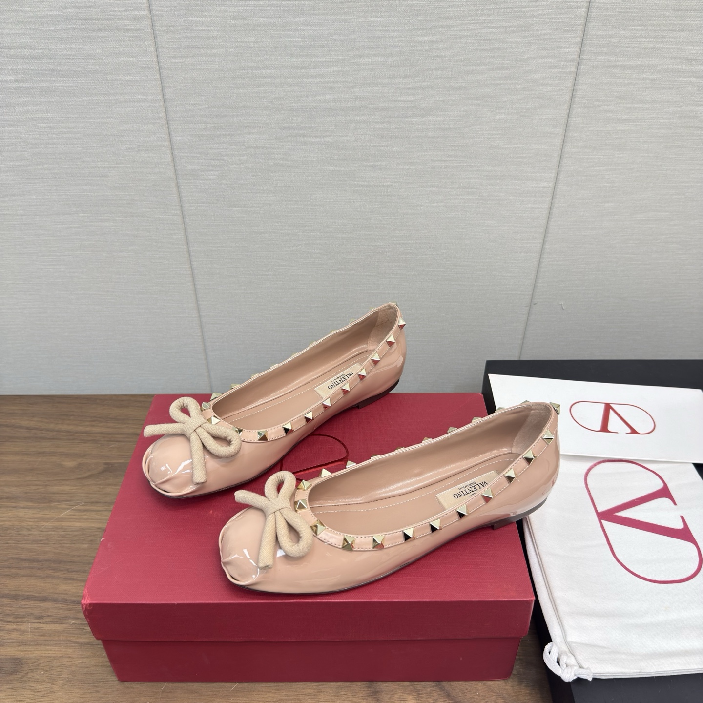 [Valentino Women