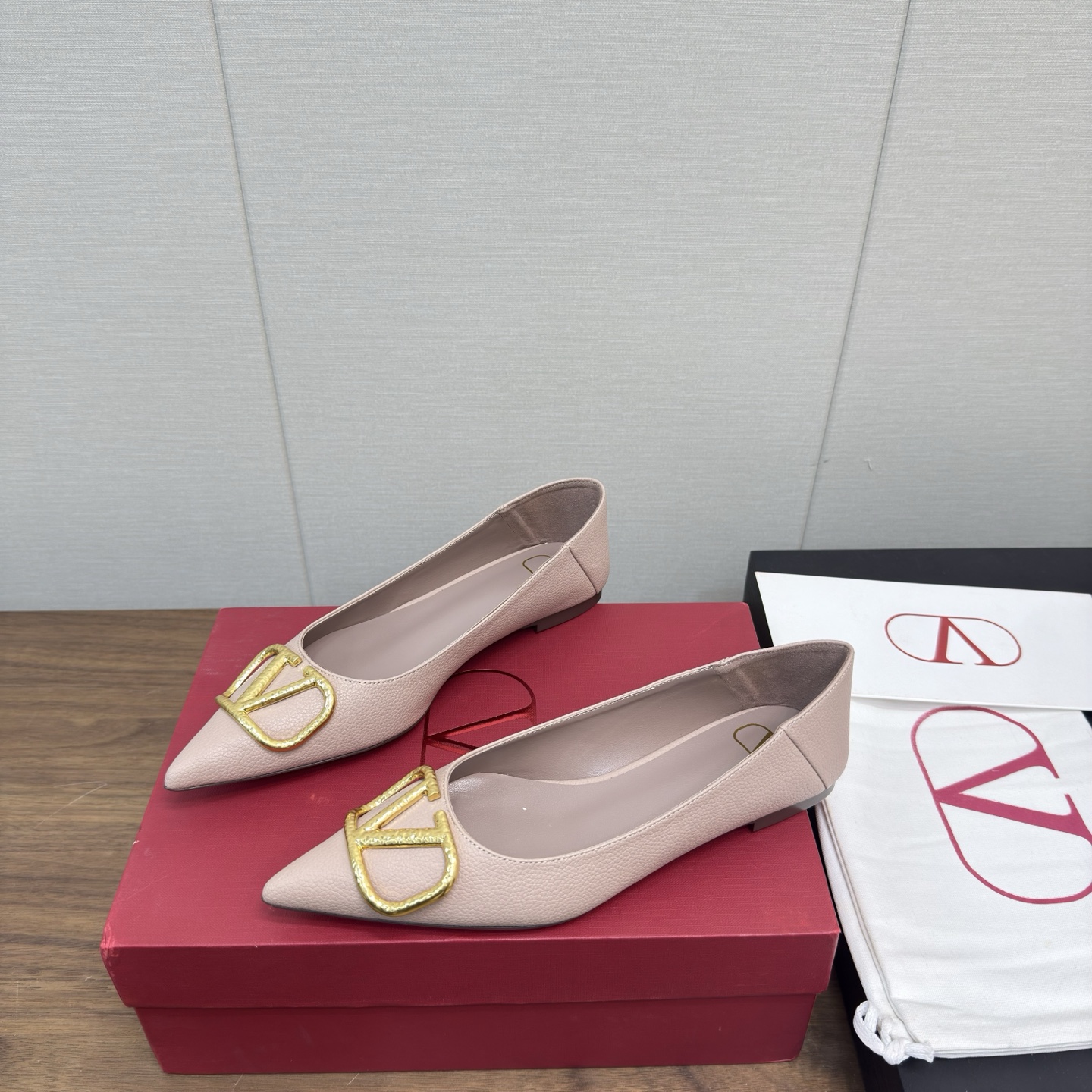 [Valentino Women