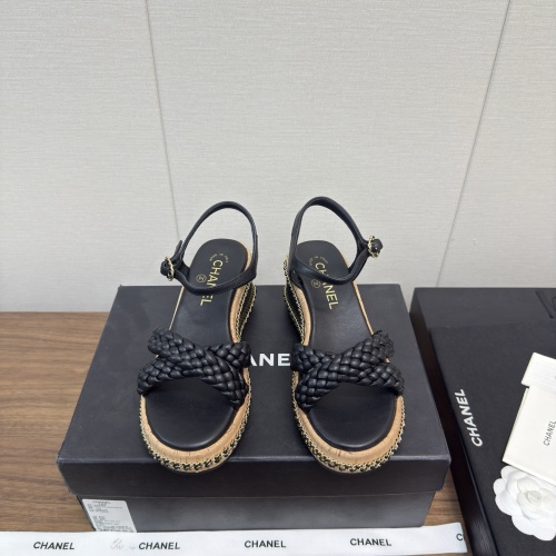 Chanel Sandalias de tacón con cuña y tira trenzada para mujer 1 Chanel Sandalias de tacón con cuña y tira trenzada para mujer