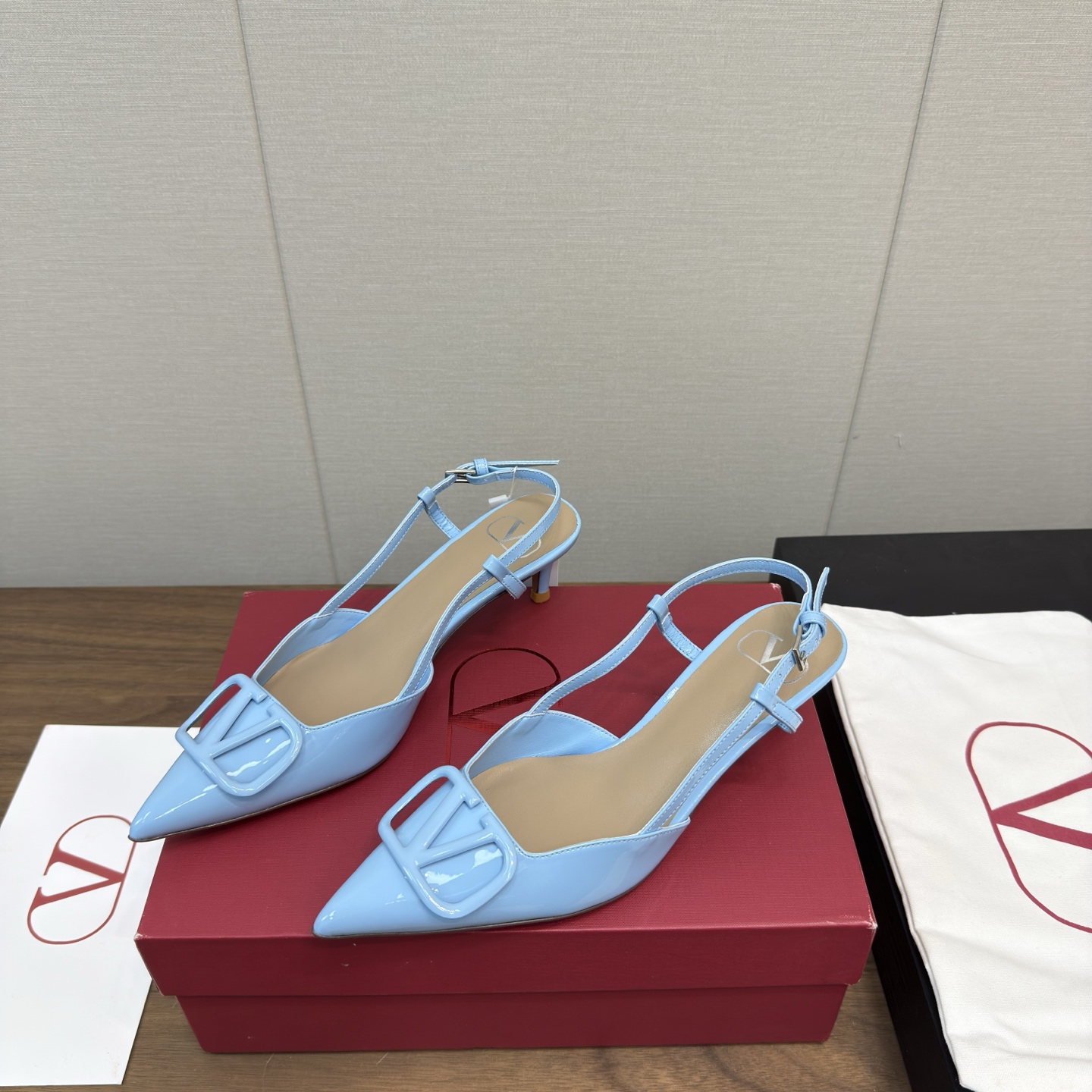 [Valentino Women