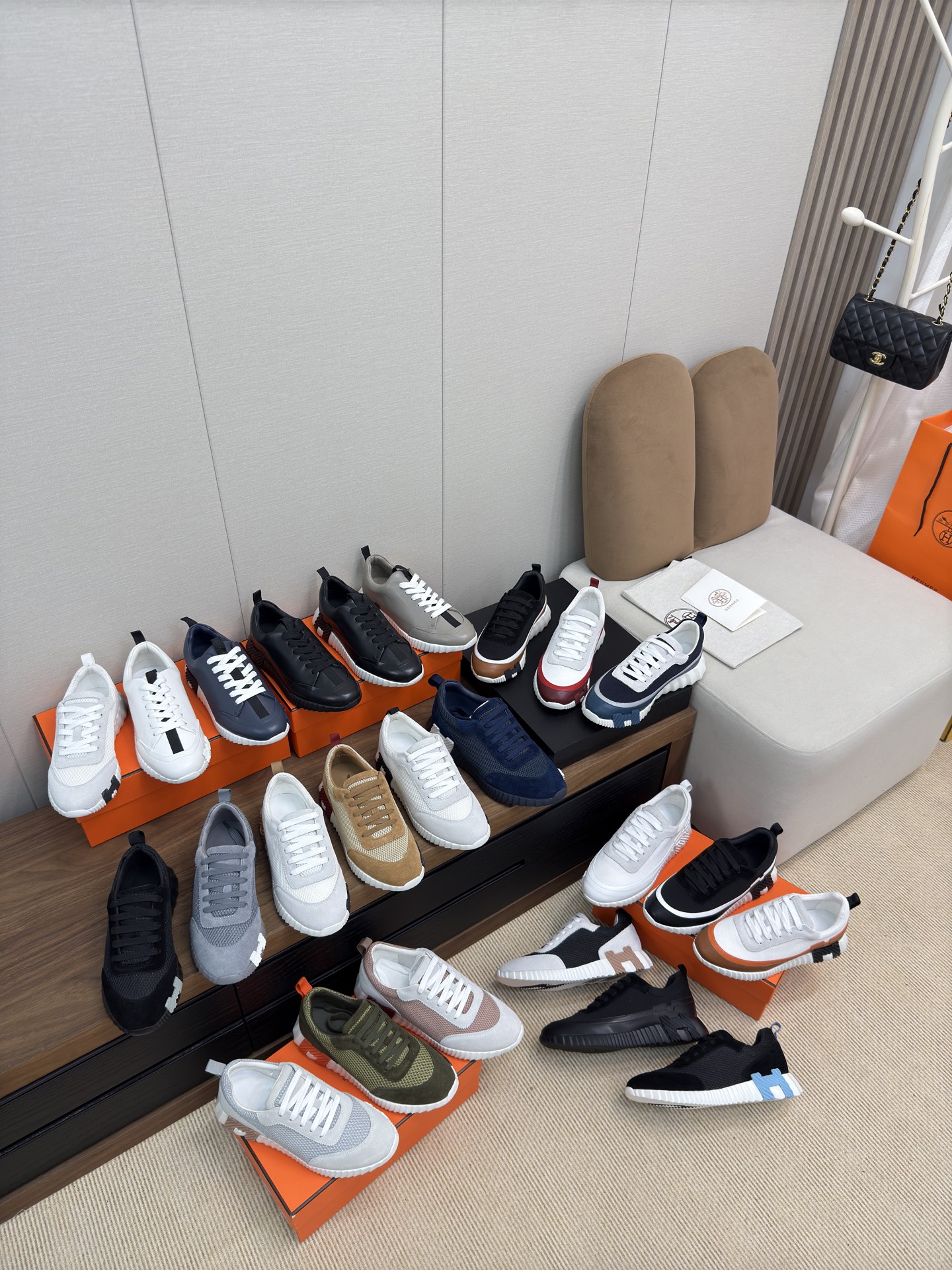 NO:239081,Couple style casual shoes √, casual shoes/sports shoes, sneakers19860909情侣款 休闲鞋 √,休闲鞋/运动鞋,sneakers,Women's Shoes