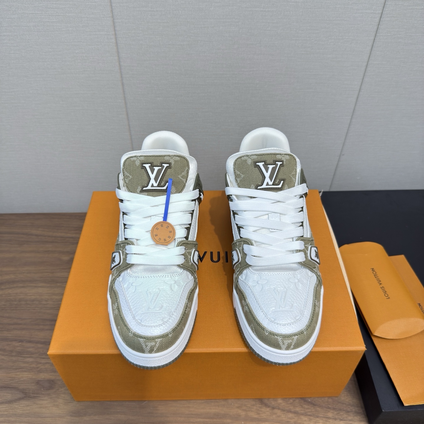 NO:417322,Louis*Vuitto* LV Traine catwalk style 'Skateboard Shoes Series' train series craft production models, casual shoes/sports shoes, louis vuitton, louis vuitton, sneakers19860909Louis*Vuitto* LV Traine 走秀款 《滑板鞋系列》  traine 系列 工艺制作款,休闲鞋/运动鞋,louis vuitton,louis vuitton,sneakers,Women's Shoes